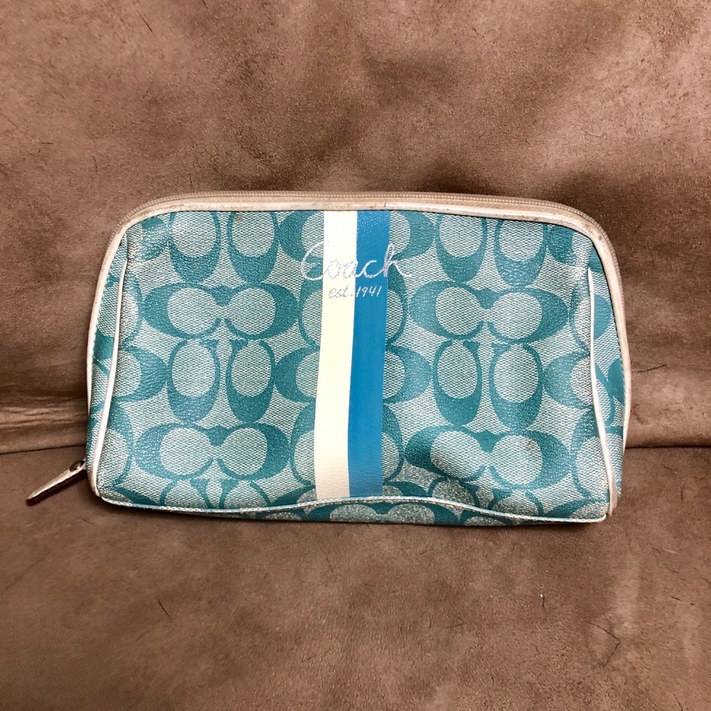 Coach Signature Make-Up Bag